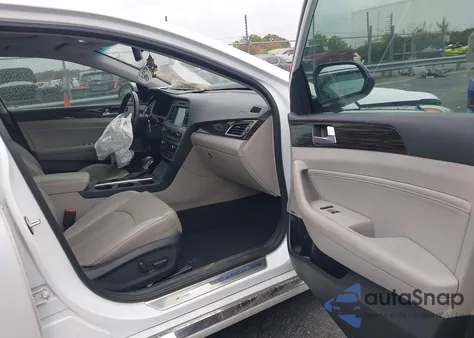 2017 Hyundai Sonata Limited z USA, uszkodzony, nr VIN 5NPE34AF2HH572631